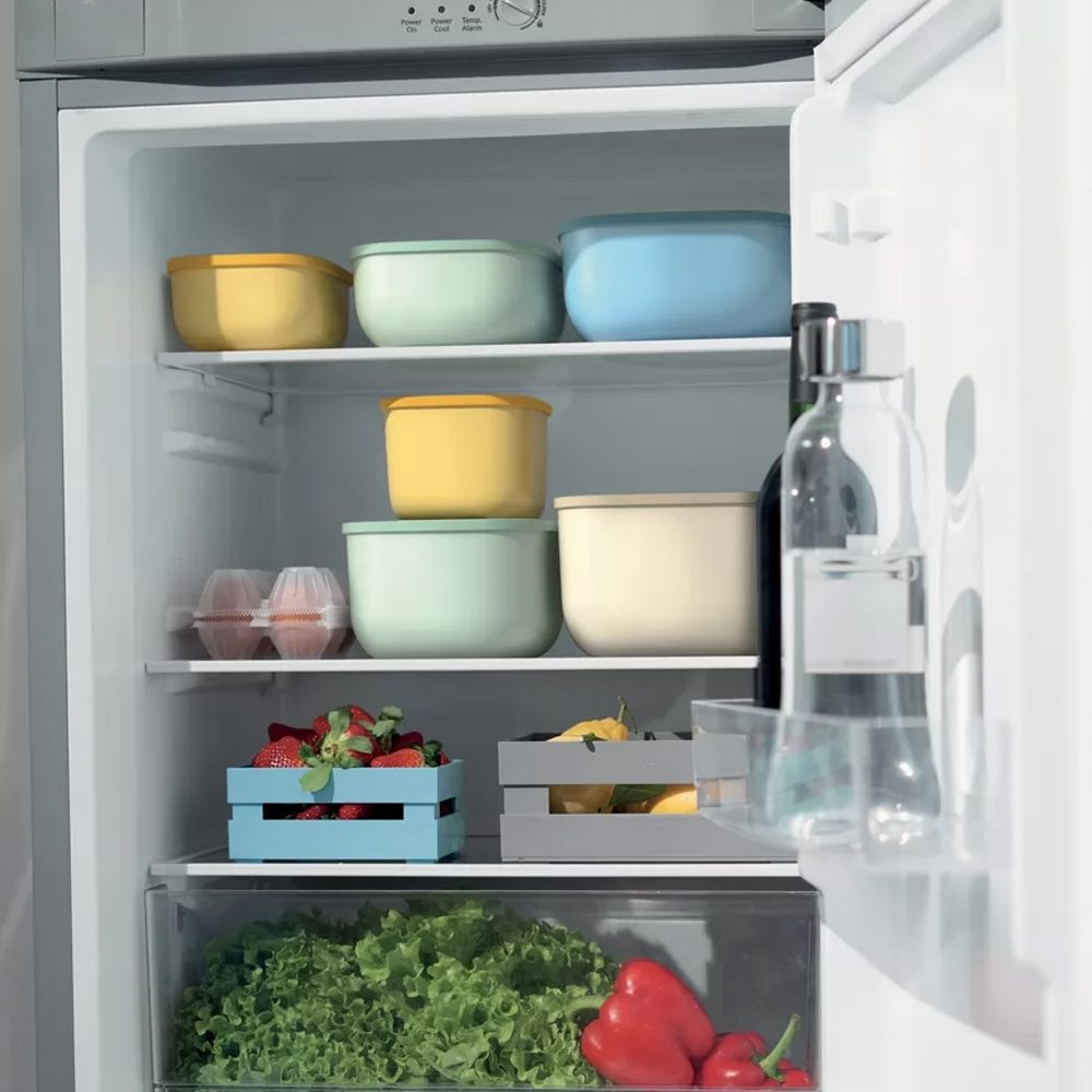 DARK GREY FREEZER,MICROWAVE,LEAKPROOF CONTAINER STORE&MORE