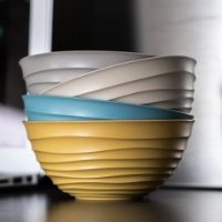 SAGE GREEN M BOWL WITH LID TIERRA