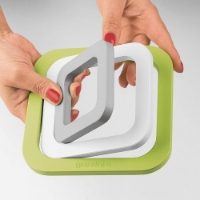 APPLE GREEN SET OF 3 TRIVETS 3 IN 1